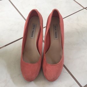 Steve Madden Coral Suede Pumps